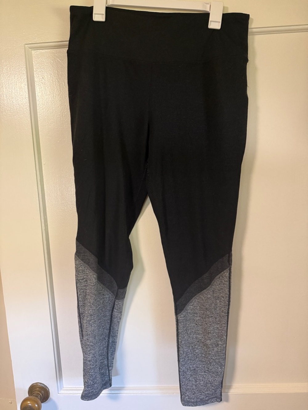 Tangerine Black and Gray Colorblock Leggings